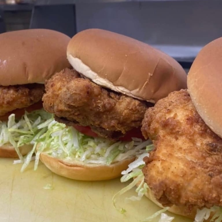 Burgers: Juicy Creations from the Grill